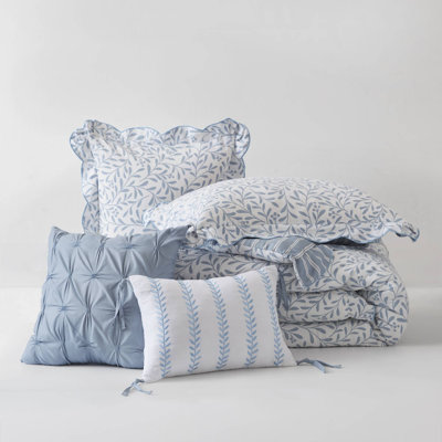 Comfortable Bedding Set, Polyester Queen, Modern Bedroom Style