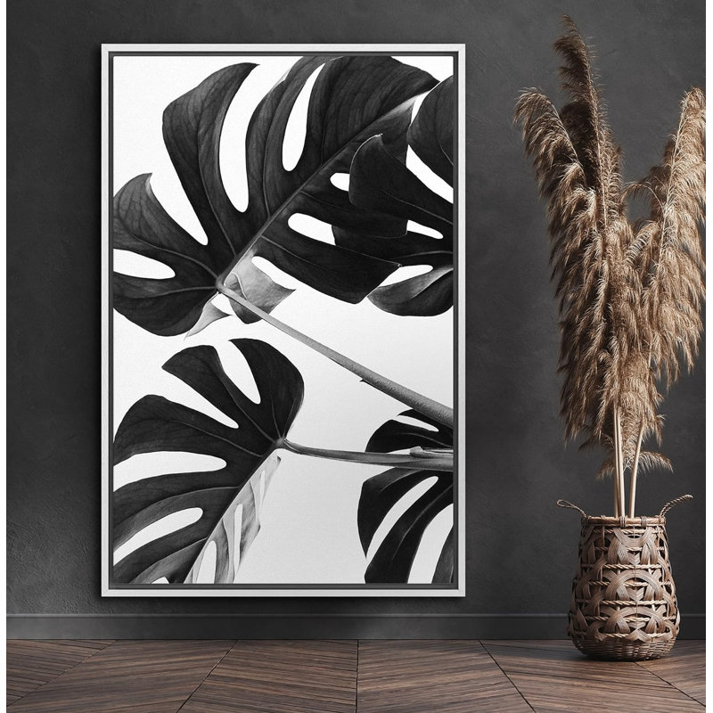 «Tropical Monstera Leaf Trio», reproduction d'art sur toile neutre encadrée en noir et blanc, H 36 po x l 24 po x P 1,5 po