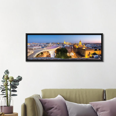«Seville At Dusk, Andalusia, Espagne» par Matteo Colombo, impression sur toile