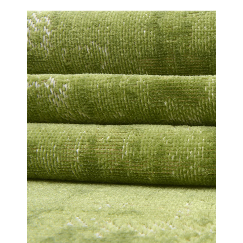 Tapis vert, Vert, Carré 7 pi 10 po
