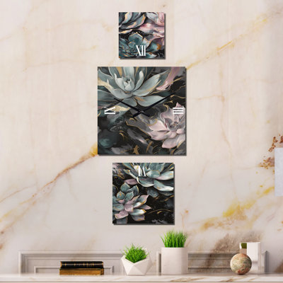 Tannya Metal Wall Clock
