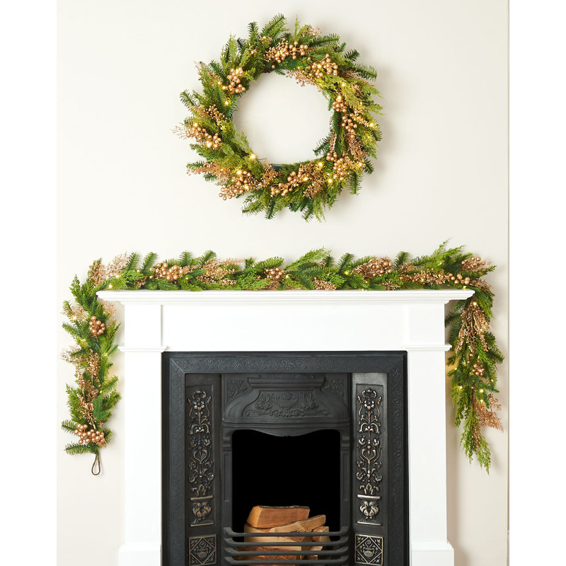Pre-Lit Berry Mixed Tip Wreath