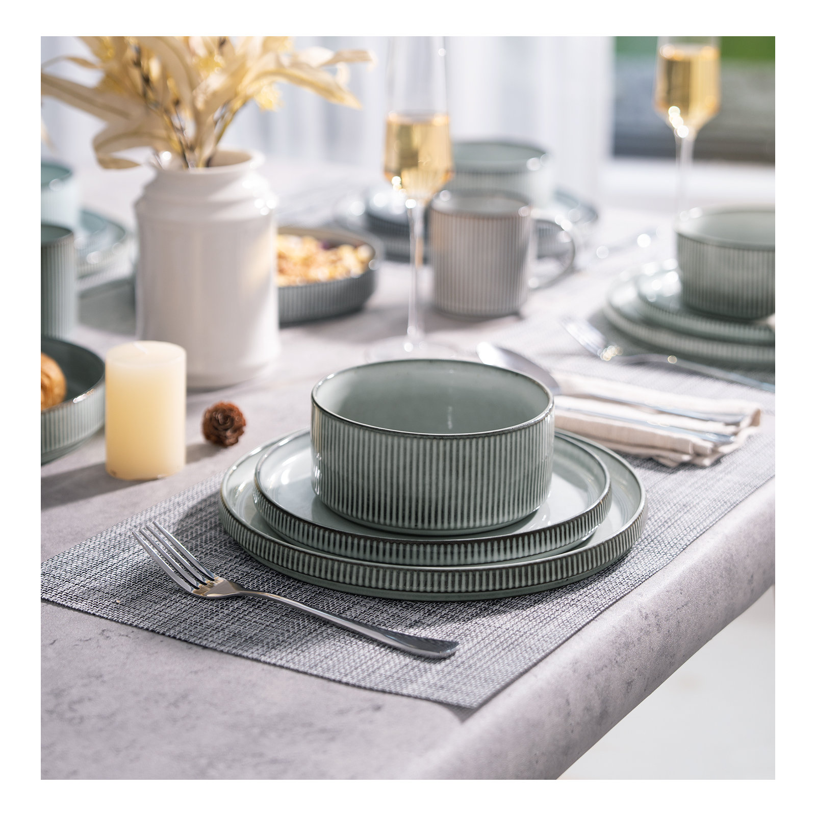 Stoneware Dinnerware Set, Service for 4, Smoky Blue