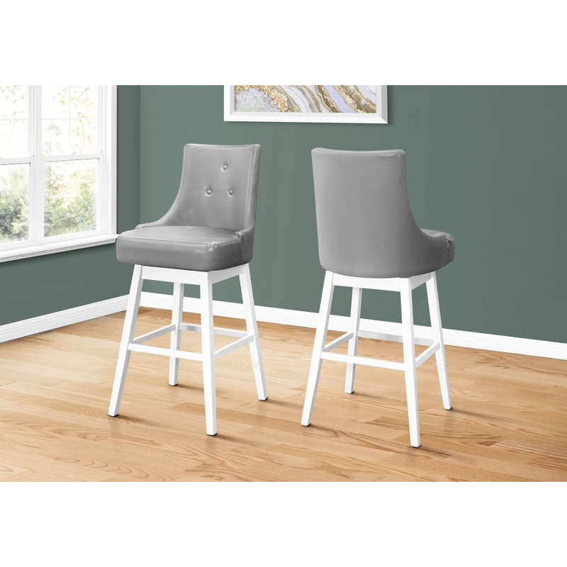 2 tabourets de bar pivotants, hauteur, base en bois blanc, coussin de siège gris, collection Chic perspective, caractéristique, bois, revêtement semblable au cuir, touche élégante