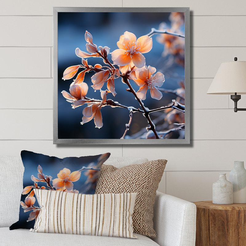 «Winter Cherry Blossoum Flowers II - Plants & Flowers», art mural, Cadre simple argenté, H 16 po x l 16 po x P 1 po
