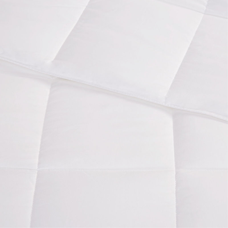 Full/Queen Cotton Down Alternative Featherless Comforter, Queen Comforter