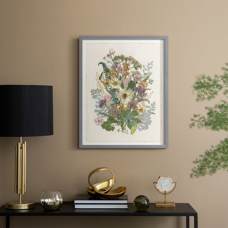Organic Bouquet II, reproduction encadrée - bois massif, H 11 po x l 9 po, Gris