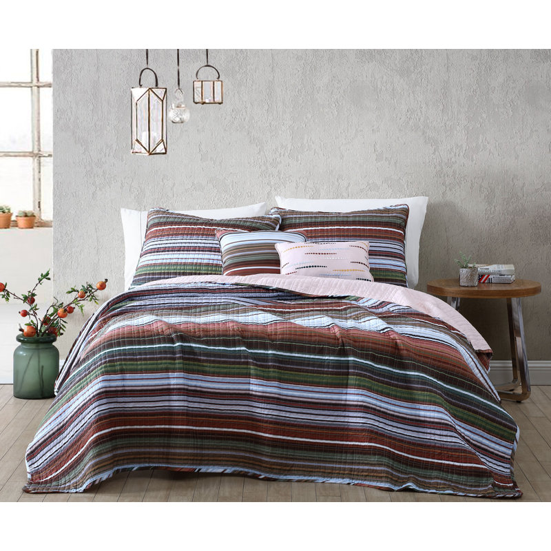 Haze Polyester Striped Quilt, King Quilt 2 Shams + 2 Throw Pillows