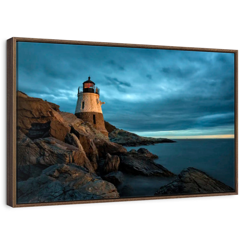 Phare de Stormy Castle Hill, 37 po x 25 po, Cadre flottant noyer