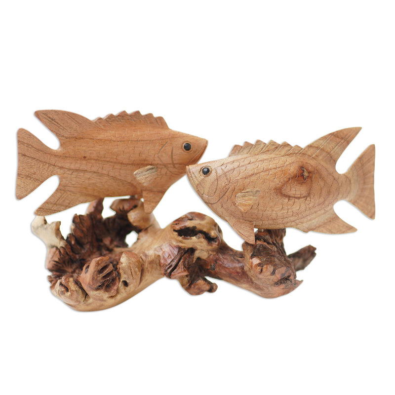 Bébé statuette en bois poisson Matsya