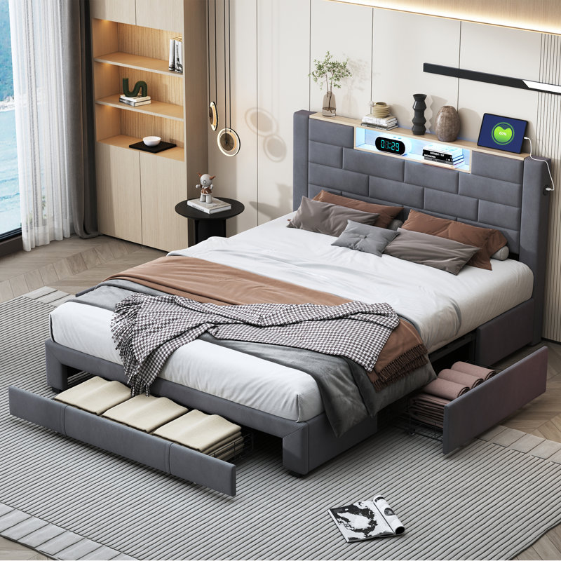 Bed, 135