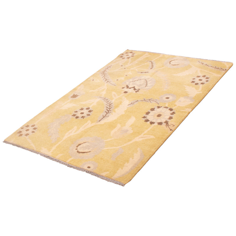 Tapis unique en laine or clair 5 pi x 7 pi 8 po Grogan