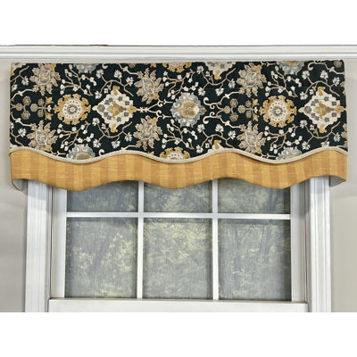 Cotton Damask Scalloped Window Valance