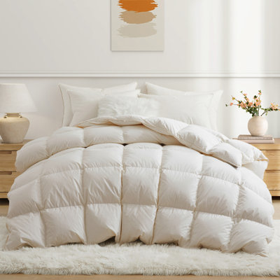 90% White Down Winter Comforter