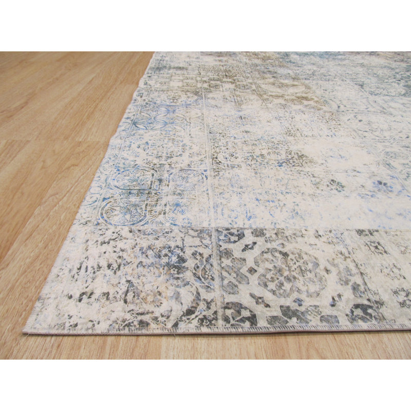 Gruber Handcrafted Green Machine Made Area Rug, Rectangle 4'4" x 6'3"