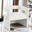 Chaise d'appoint moderne avec détails côtelés Brookstead-1122364474