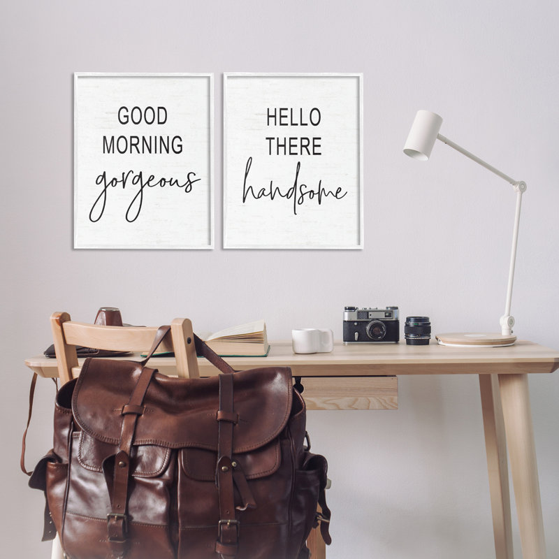 Good Good, 16" H x 20" W, Giclée encadrée blanc bord de mer
