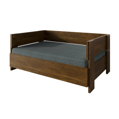 PET WOODEN BED IN BROWN