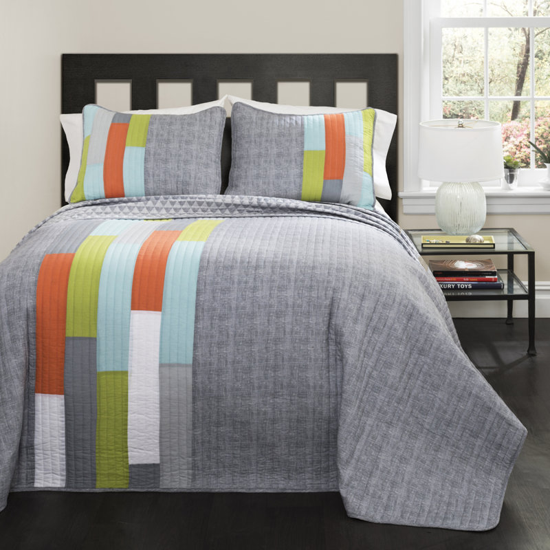 Gray and Multicolor Cotton Full/Queen Reversible Quilt Set