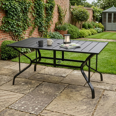 Table de patio d'extérieur 59 po en métal avec trou pour parasol 59 po