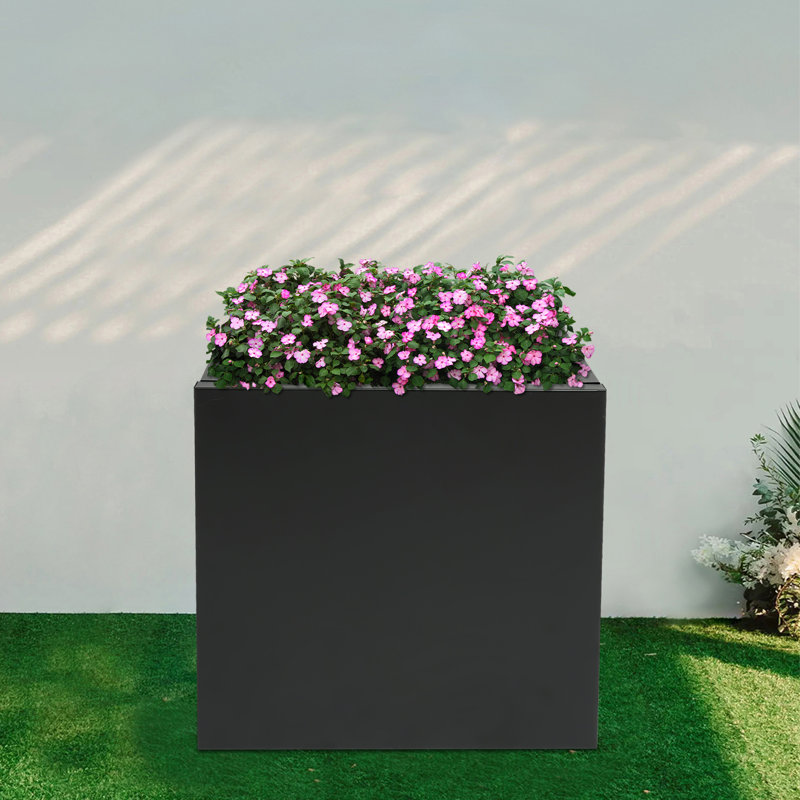 Boîte à fleurs en métal Raemond, H 16 po x l 16 po x P 16 po