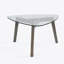 Table basse à 3 pieds-1041496052