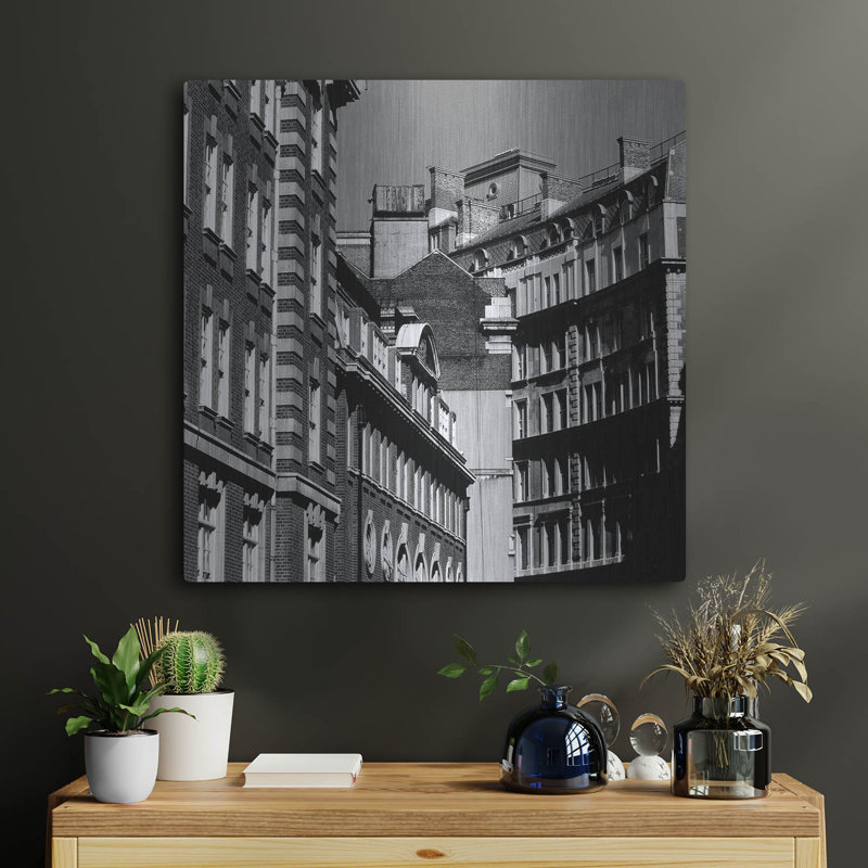 «London Street» par Tom Quartermaine, H 24 po x l 24 po
