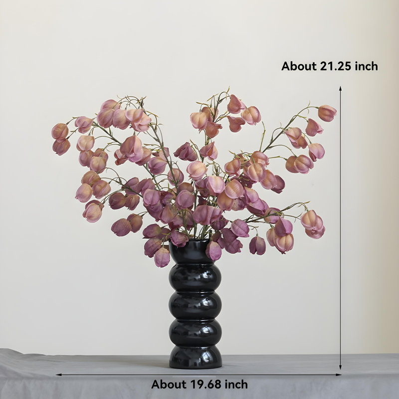 Ornements de fleurs simulées