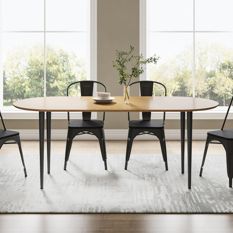 Table de salle à manger ovale en bois massif avec quatre pieds en métal, Chêne