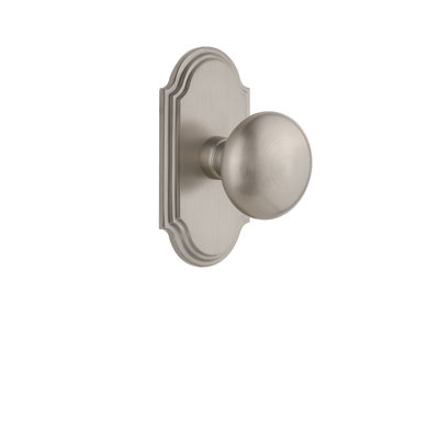 Grandeur Arc Plate Single Dummy with Fifth Avenue Door Knob