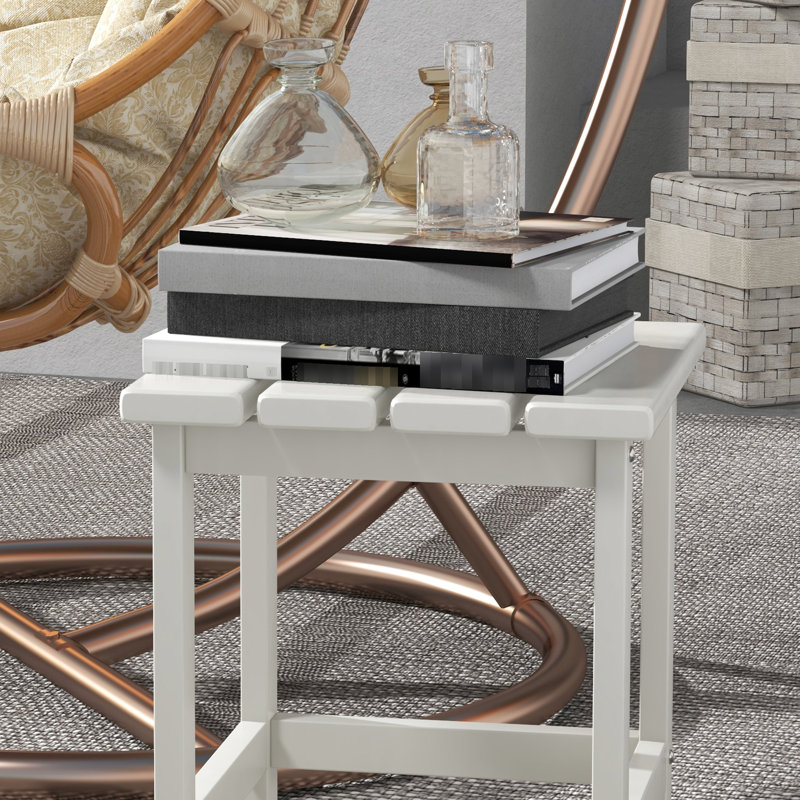 Table d'appoint carrée de 38 cm (15 po) résistante aux intempéries, idéale pour véranda, piscine ou balcon. Robuste, supporte une charge de 50 kg (110 lb). Couleur : blanc.
