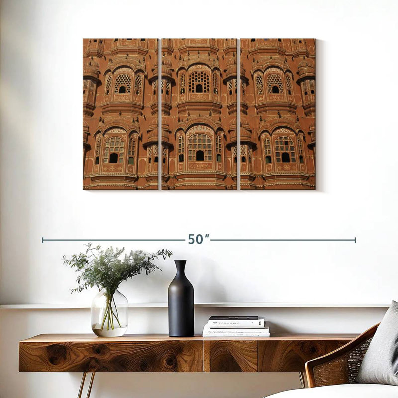 Nicci Hawa Mahal Architecture, H 24 po x l 38 po