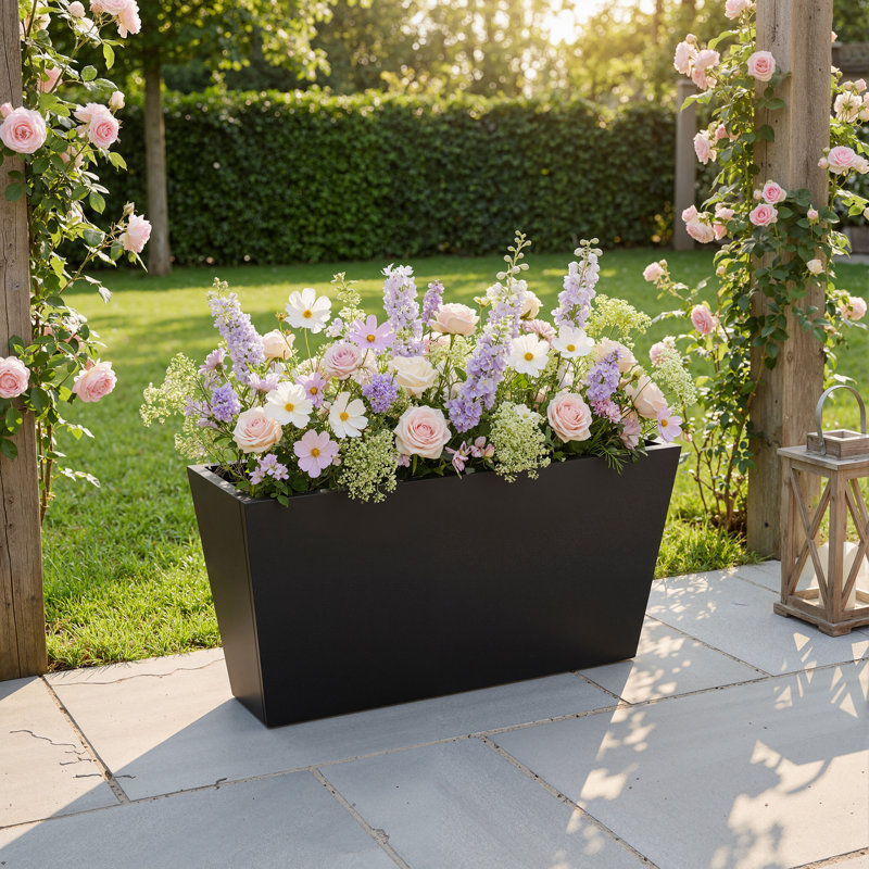 Boîte à fleurs traditionnelle en métal avec trous de drainage H 15 po x l 31 po pour l'intérieur et l'extérieur