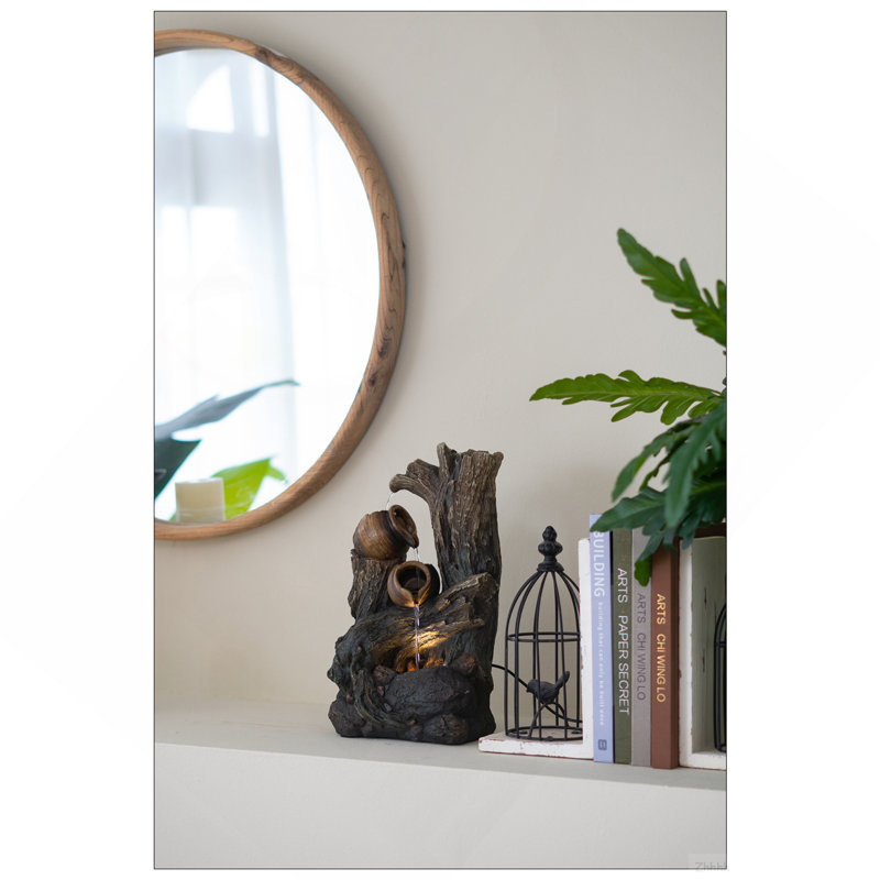 Fontaine décorative à 4 niveaux 8,5 x 5,1 x 13,6 po avec lumière DEL, brun