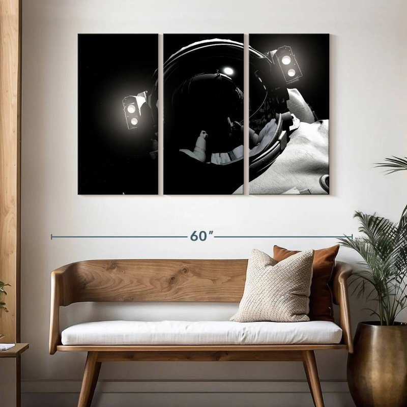 'Astronaut Space, 32" H x 50" W