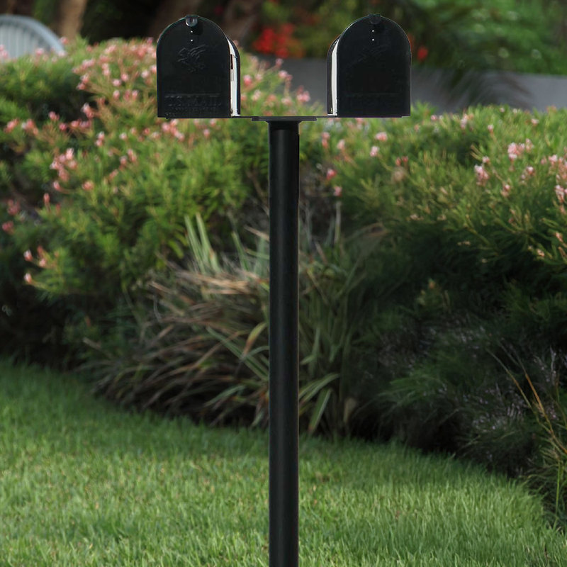 Hanford Aluminum Post Mounted Mailbox, Yes