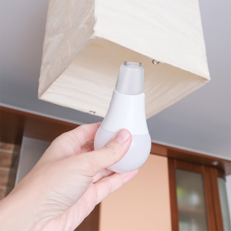 Light Bulb Socket Adapter