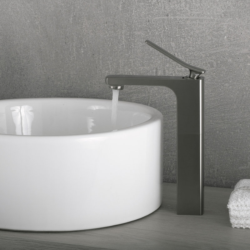 Robinet pour salle de bain à poignée simple, Nickel brossé