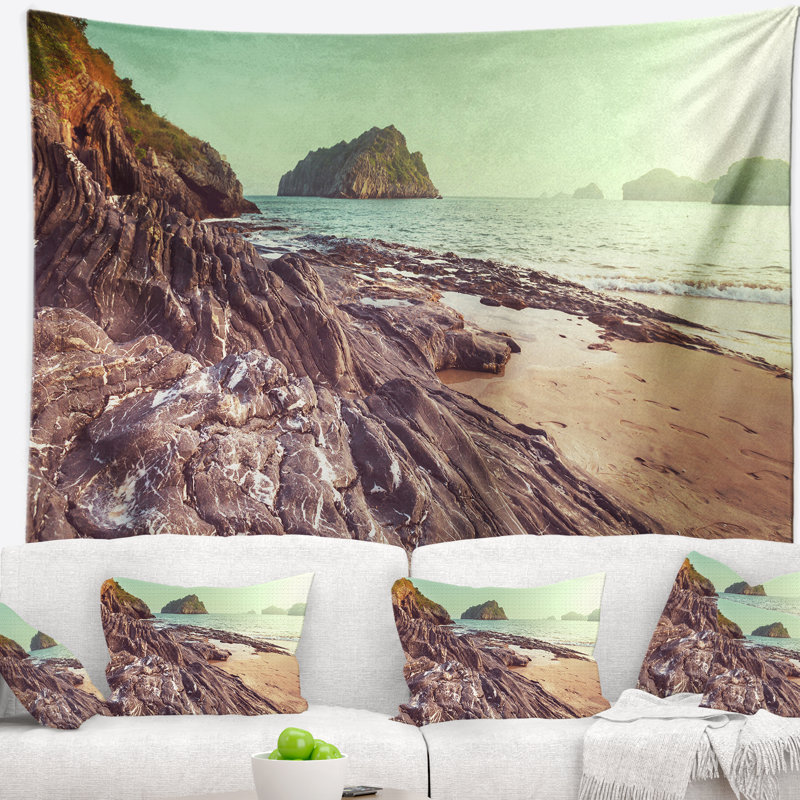 Tapisserie côtière fantastique de la baie d'Halong au bord de la mer, H 32 po x l 39 po