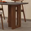 Ensemble de table rectangulaire en bois massif de style rétro-111031088