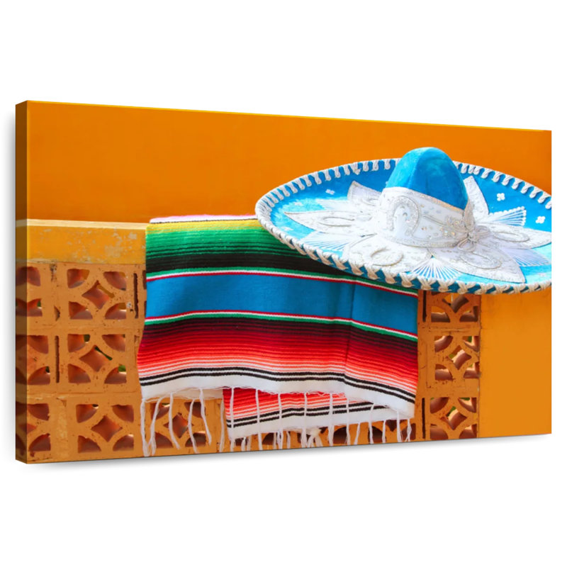 Kavia Sombrero et Poncho, H 32 po x l 48 po