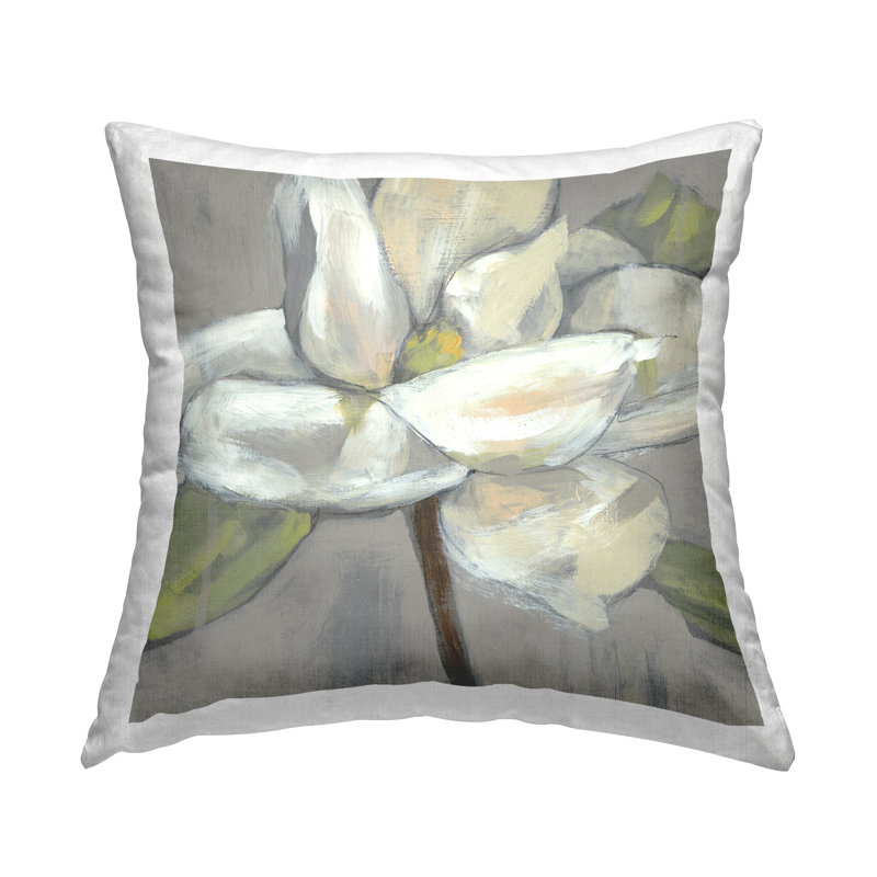Coussin décoratif "Magnolia Flower Petals" gris et vert par Jennifer Goldberger