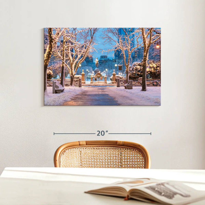 Nicci Boston Christmas, H 16 po x l 24 po