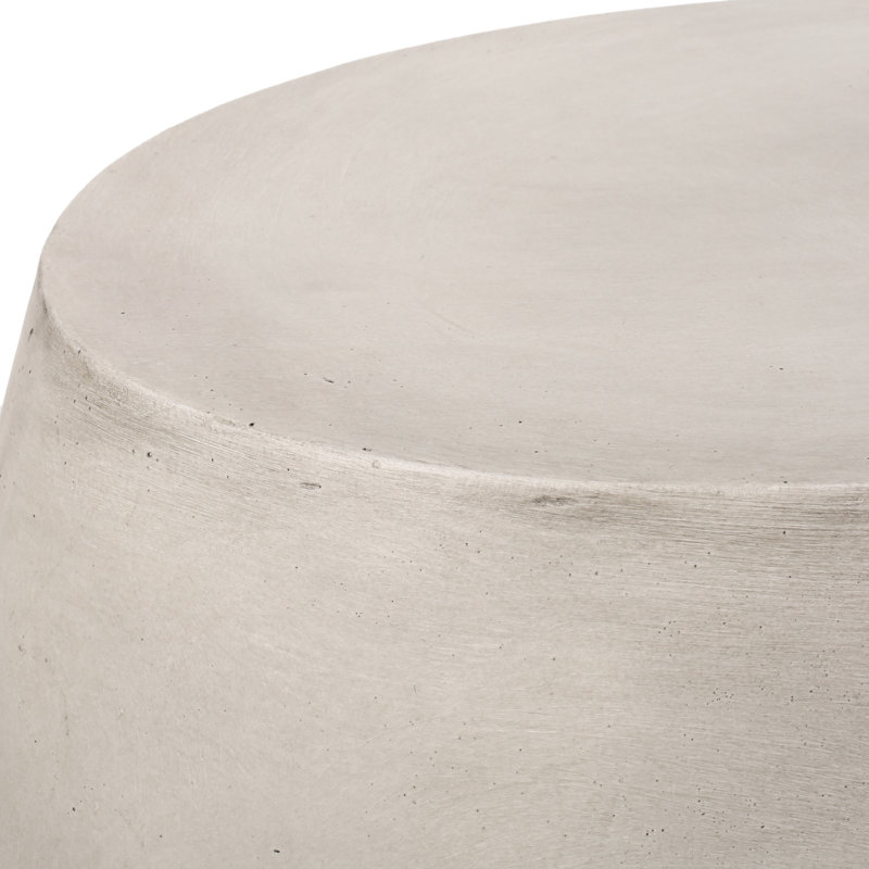 Table d'appoint d'extérieur en béton léger