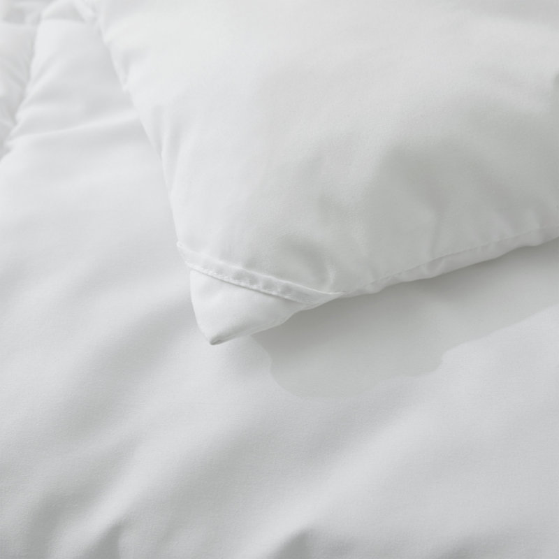 Lightweight Summer Down Alternative Comforter with Soft Brushed Fabric, Full