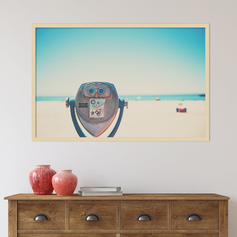 Beach Views - Reproduction de photo sur papier encadrée, H 27 po x l 41 po, Encadré naturel