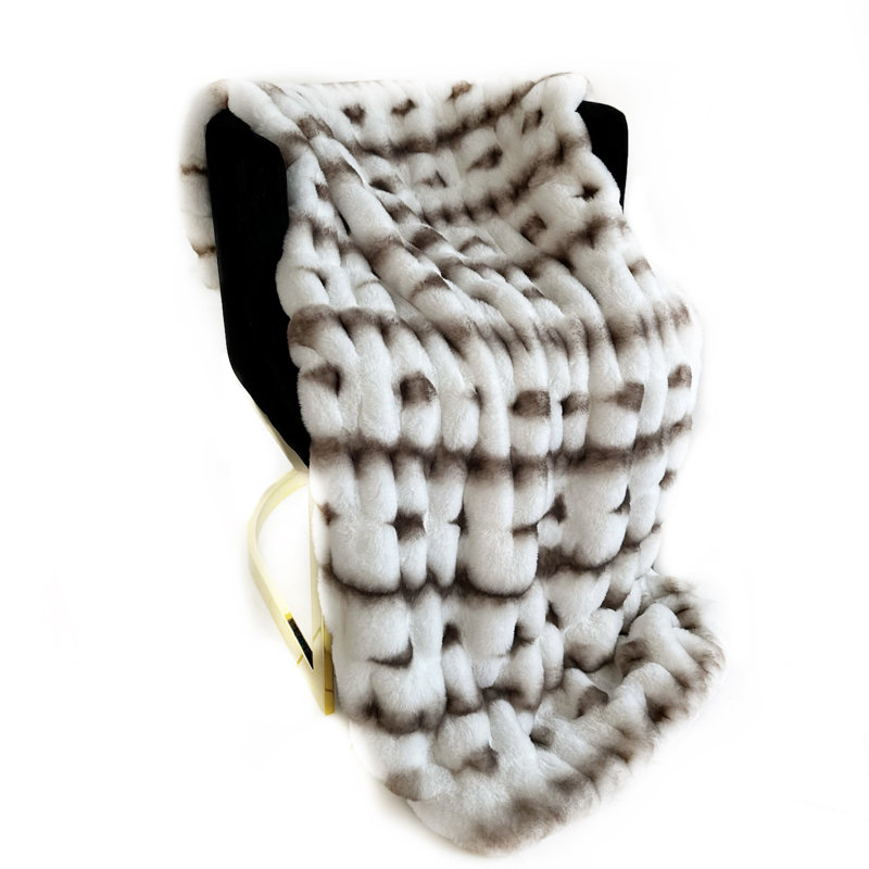 Couverture moelleuse en fausse fourrure Bunni, L 48 po x L 60 po, Ivoire