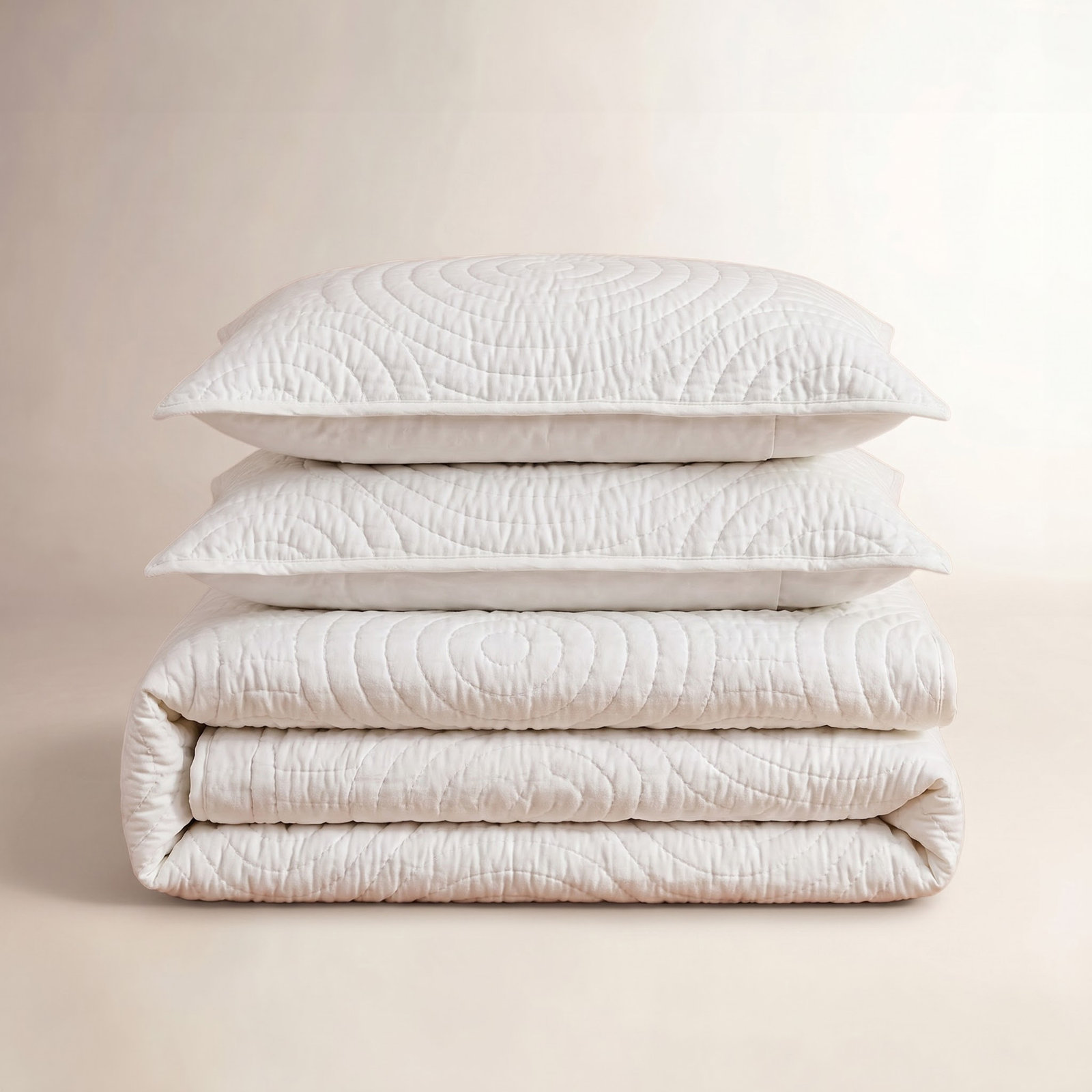 Cotton Quilt Set, King  Quilt + 2 King Shams, White Geometric