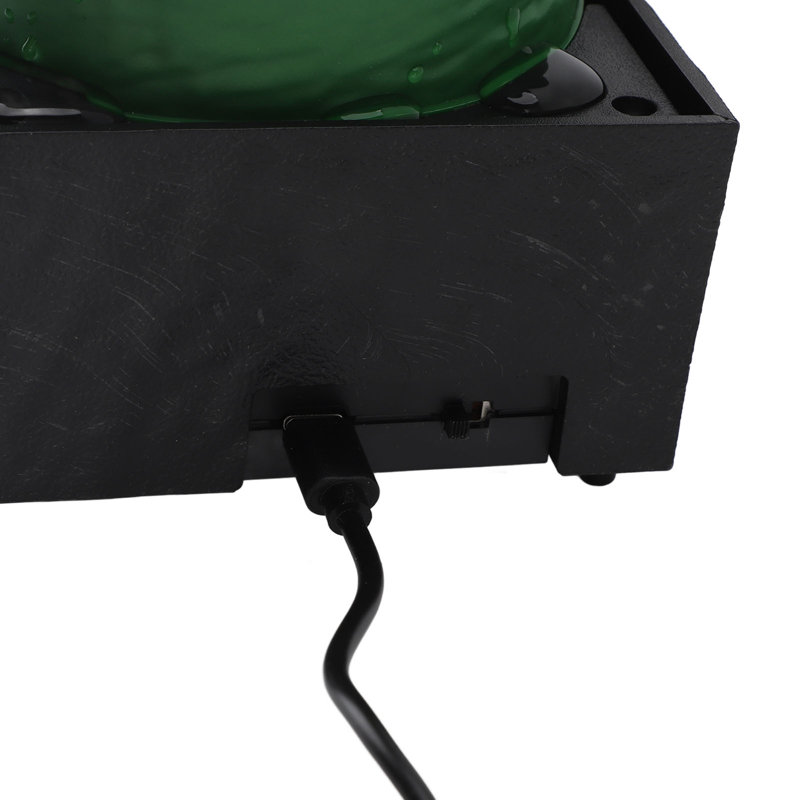 Fontaine de table à circulation d'eau pour bureau USB avec cascade et pierres à lumière DEL pour le bureau vert émeraude