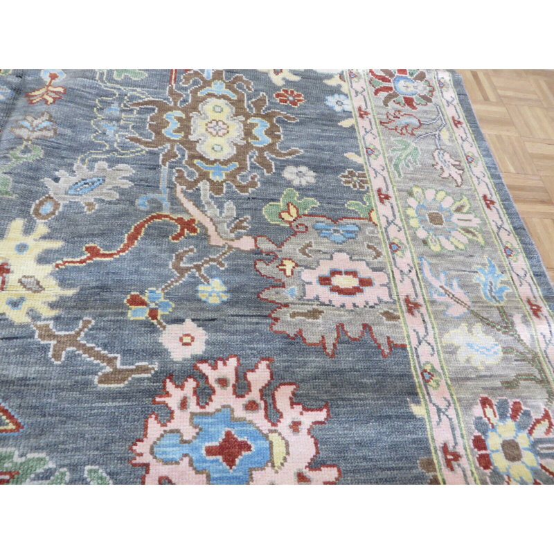 Tapis unique gris de 8 pi 1 po x 9 pi 11 po